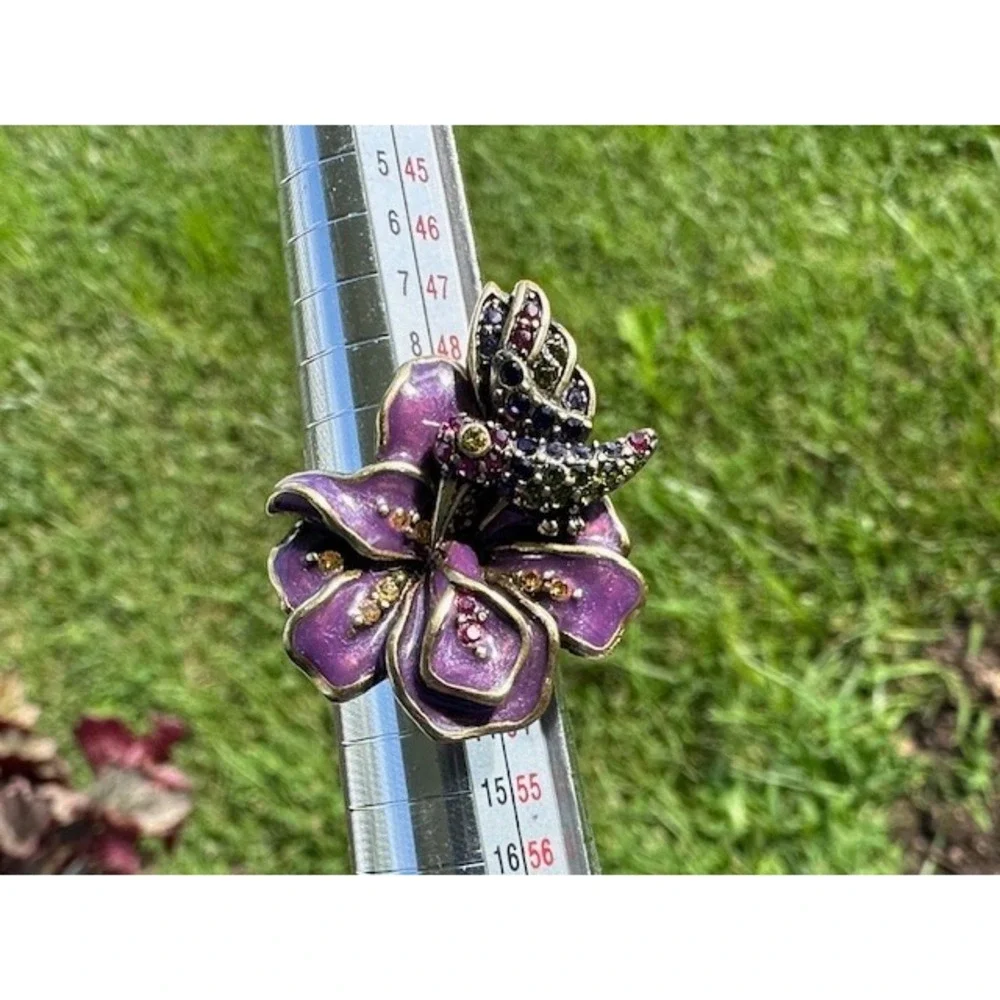 New Heidi Daus Ring size 6 Humming Bird‎ and flower